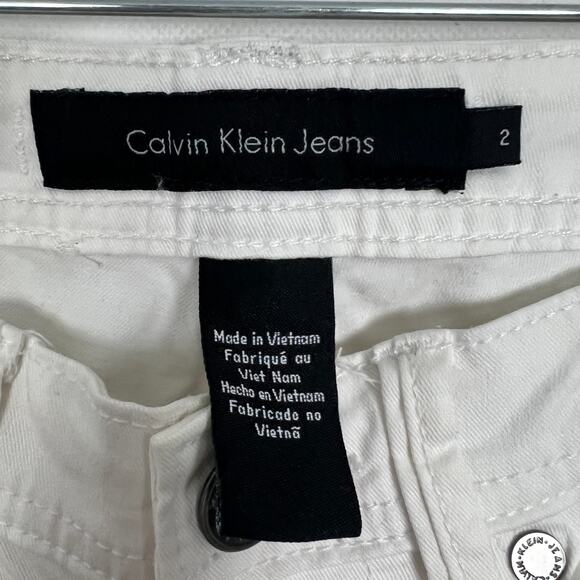 Calvin Klein Skinny Crop Mid-Rise White Denim Jeans Size 2 - Picture 2 of 13